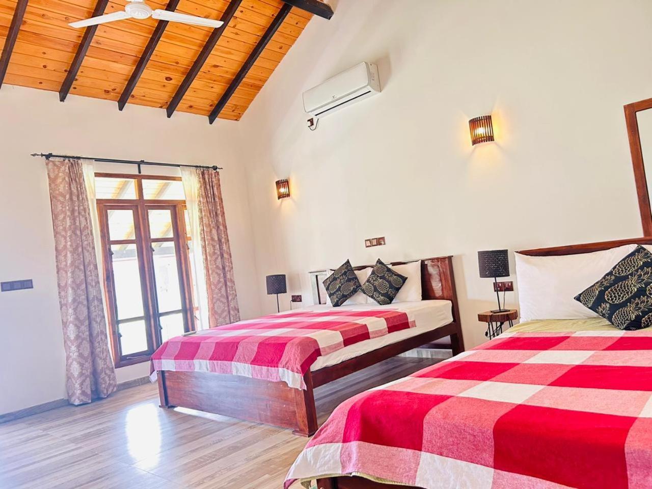 Blu Marine Nilaveli Hotel Trincomalee Exterior photo