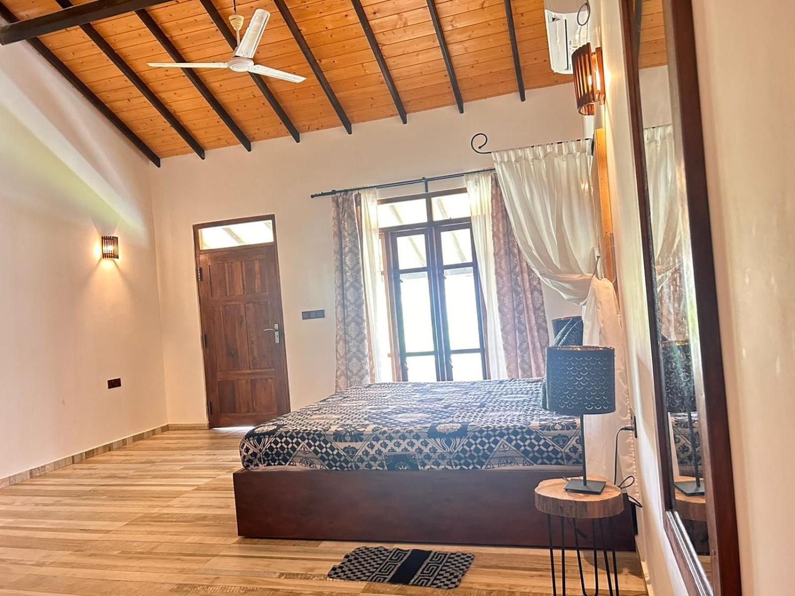 Blu Marine Nilaveli Hotel Trincomalee Exterior photo